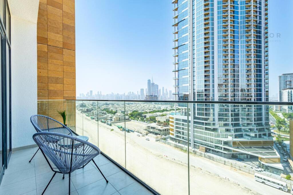 Apartment Chic 2br With Partial Burj Khalifa View *