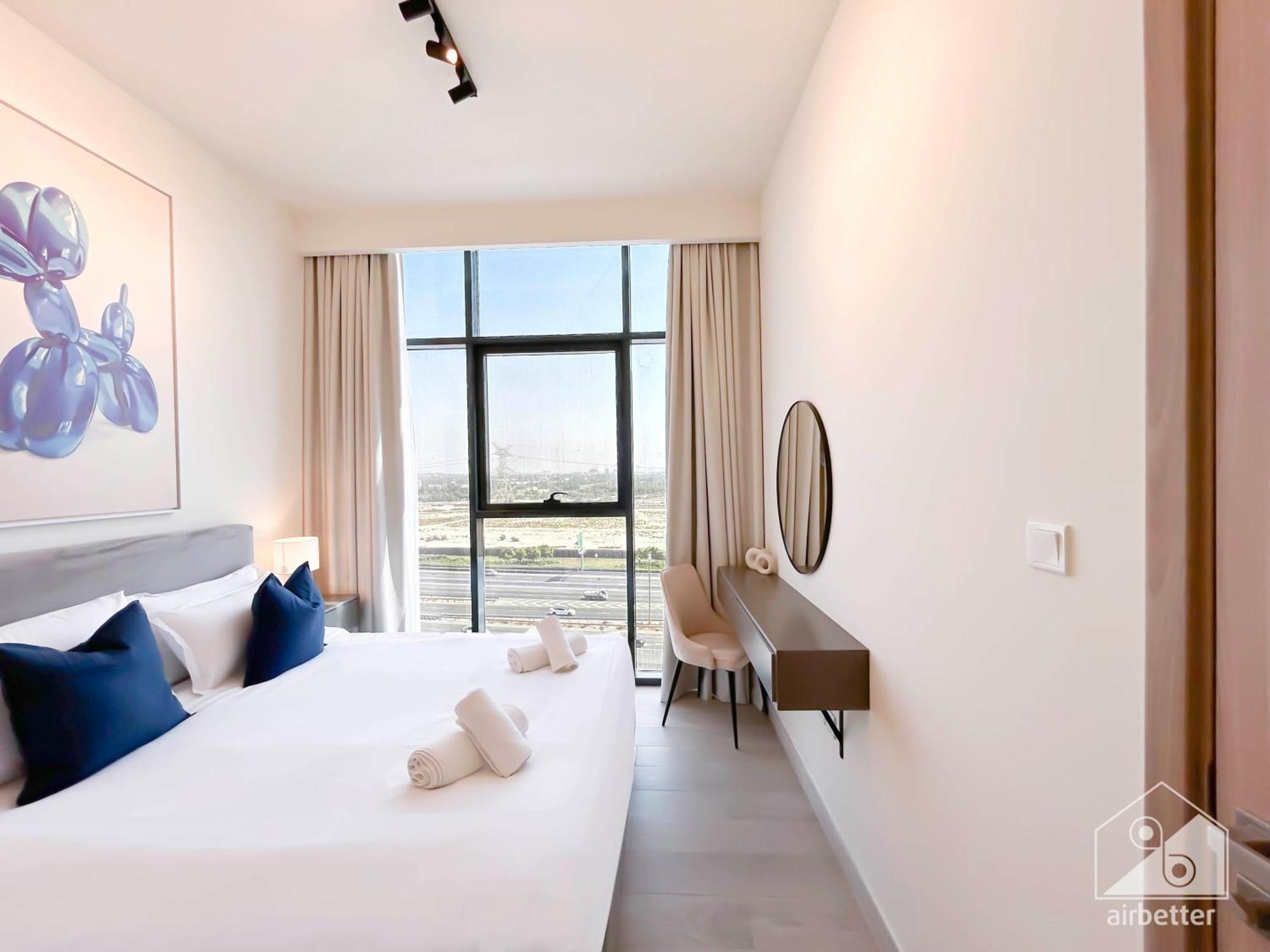 Stylish 1br With Balcony In Azizi Riviera *