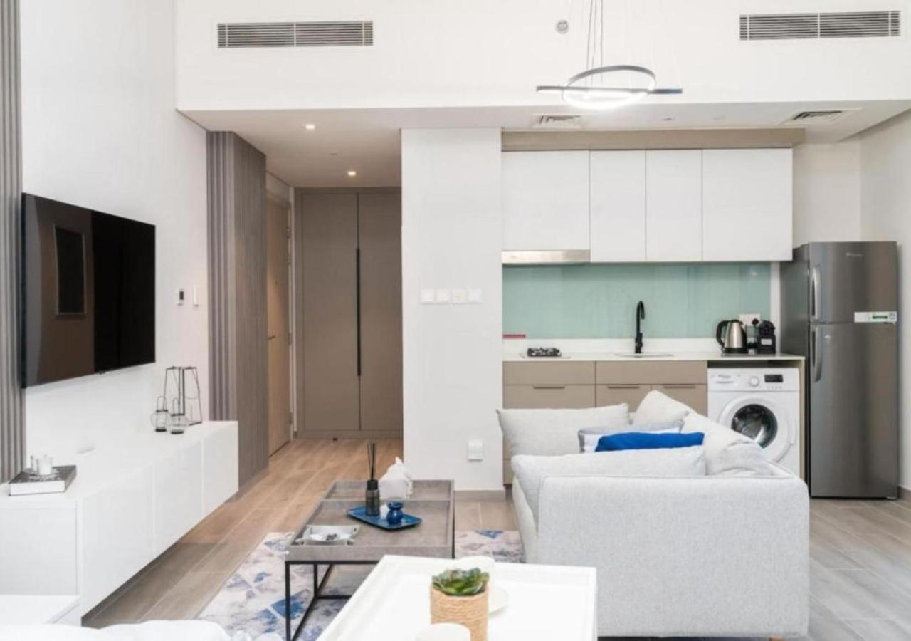 Apartment Sophisticated Studio With Huge Balcony At Mesk 1 By Vibel Dubai