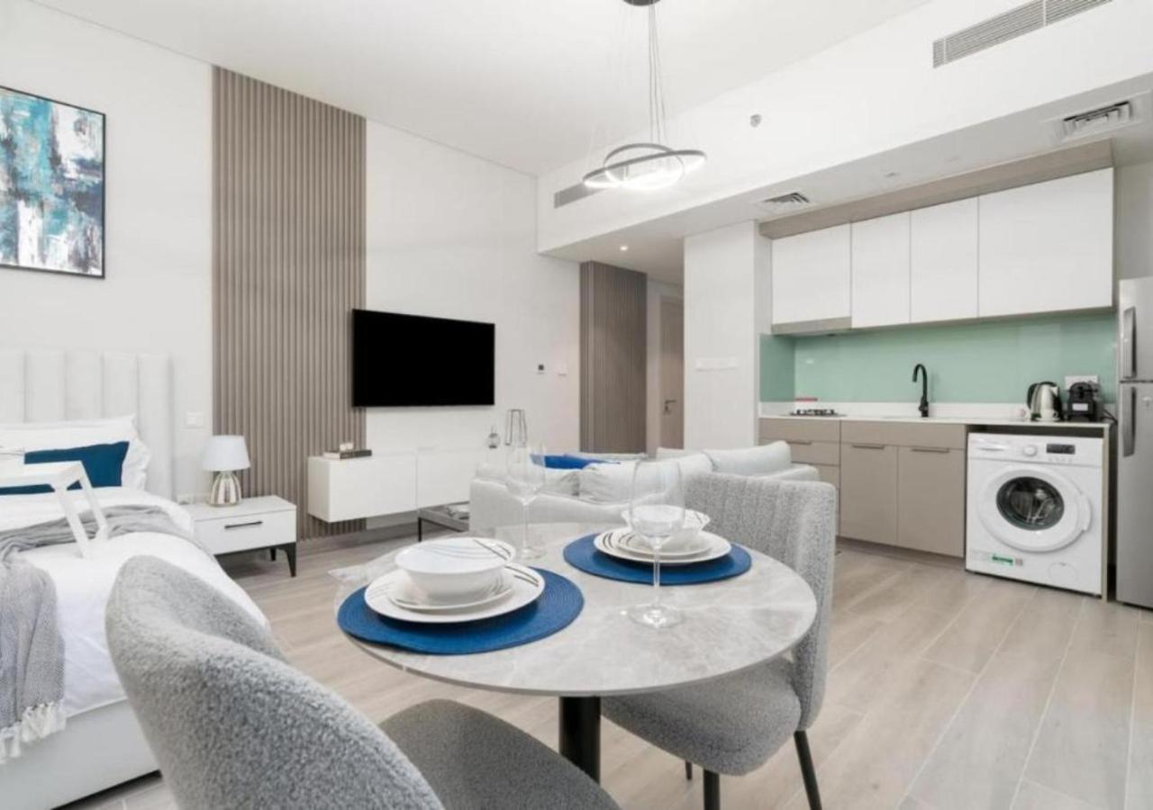 Sophisticated Studio With Huge Balcony At Mesk 1 By Vibel Apartment *
