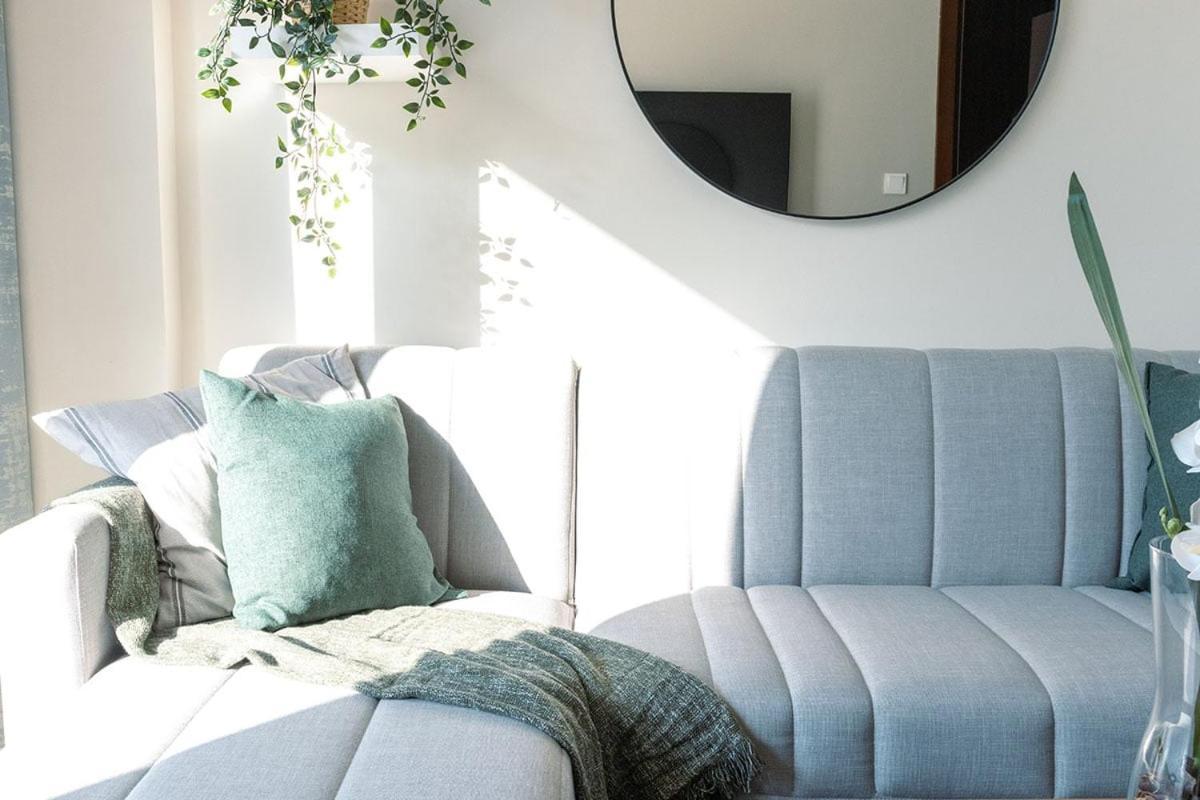 Aws Homes - Modern And Stylish Apartment *