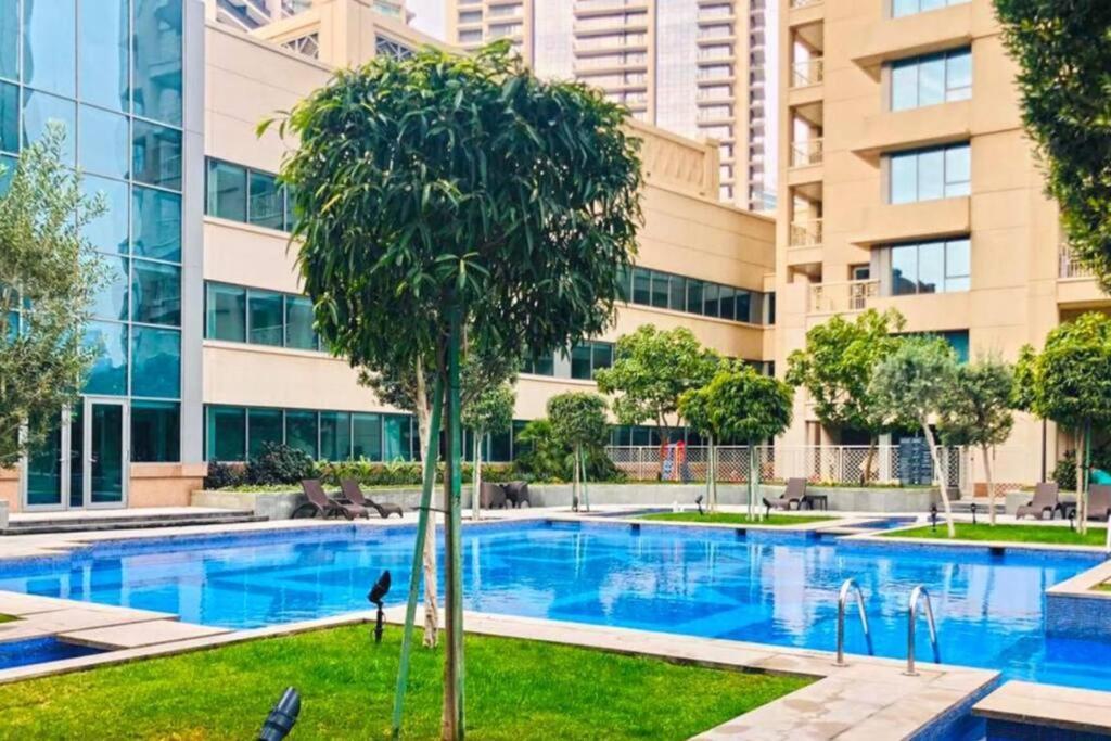 Apartment Homes Near Burj Khalifa And Mall Dubai