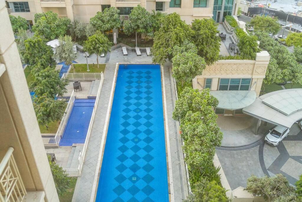 Homes Near Burj Khalifa And Mall Dubai