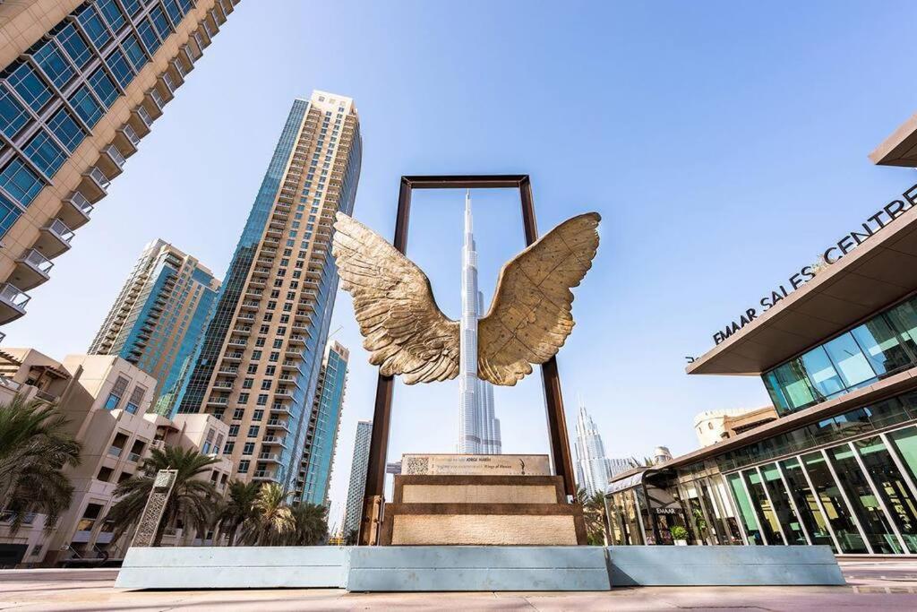 Homes Near Burj Khalifa And Mall Apartment *