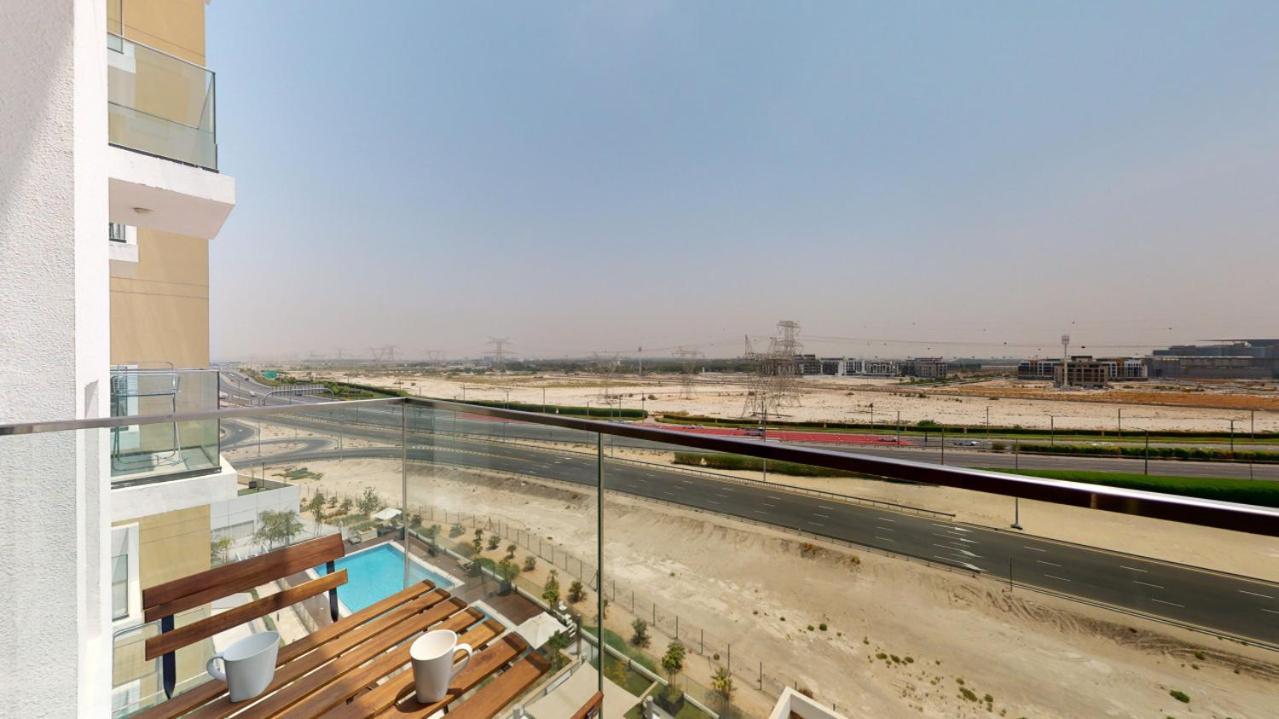 Azizi Riviera 30 - Bright Apartment