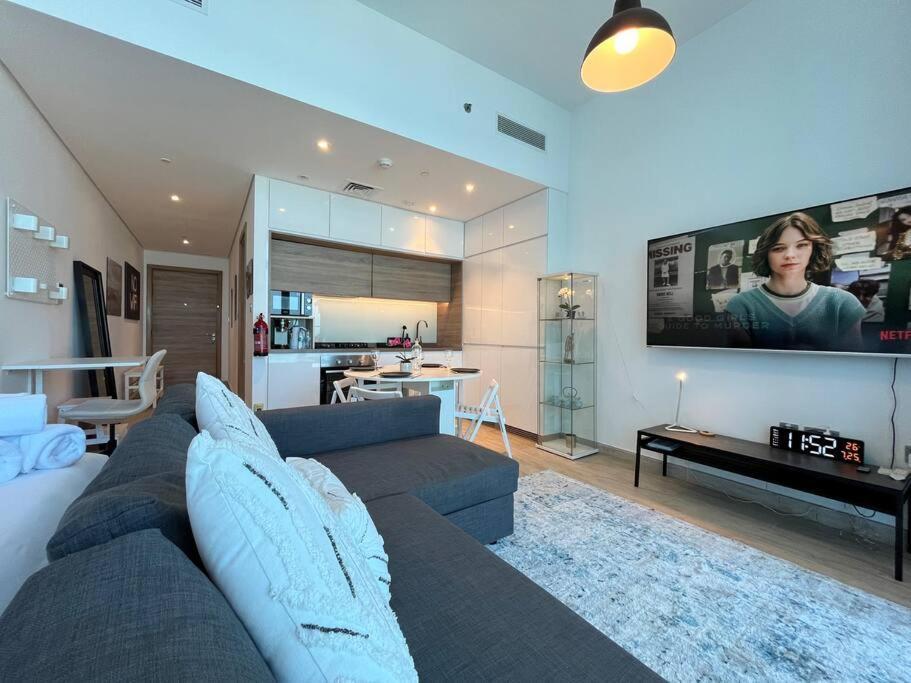 In One Marina Apartment *