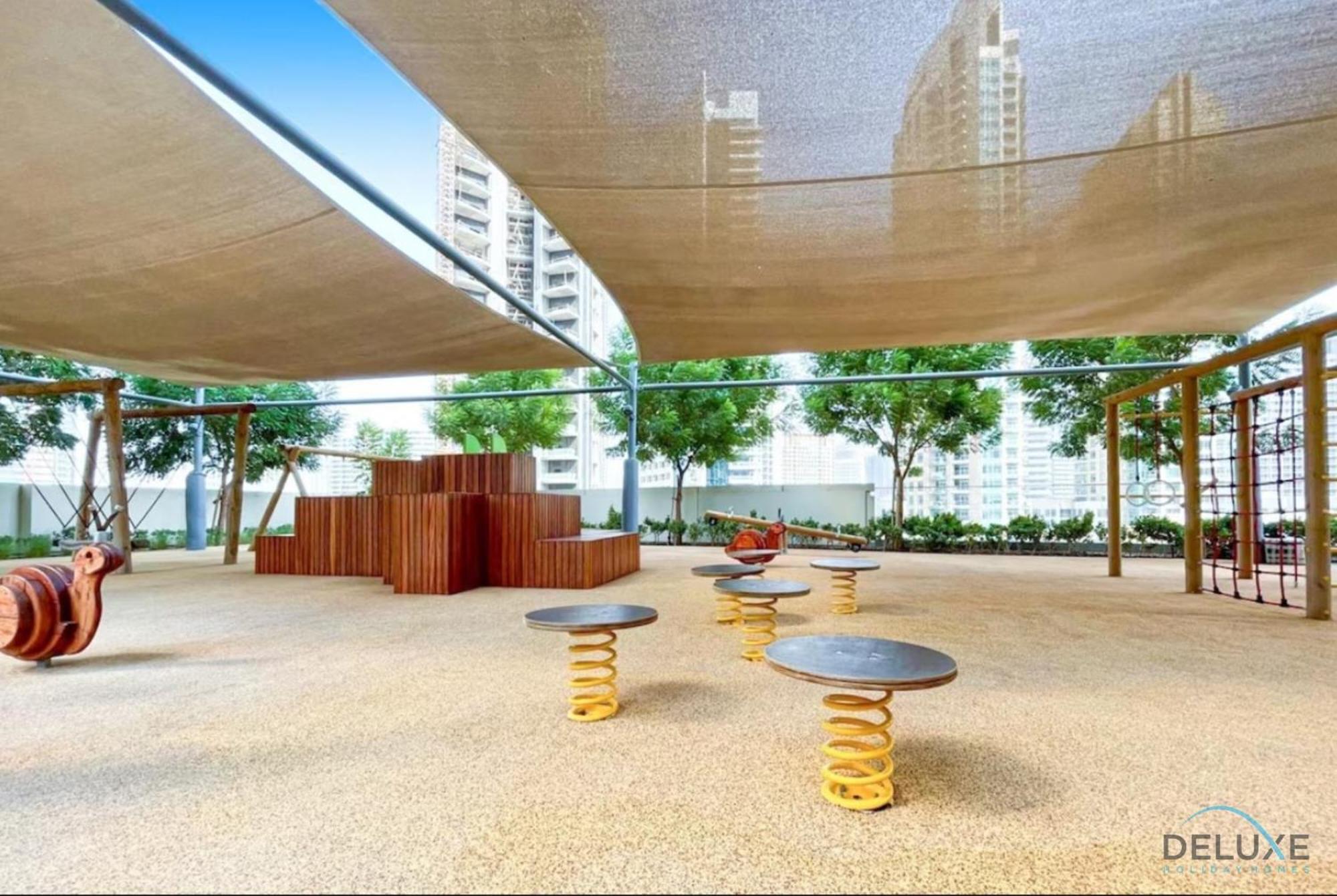 Grand 2br With Burj Khalifa View In Burj Royale, Downtown By Deluxe Homes *