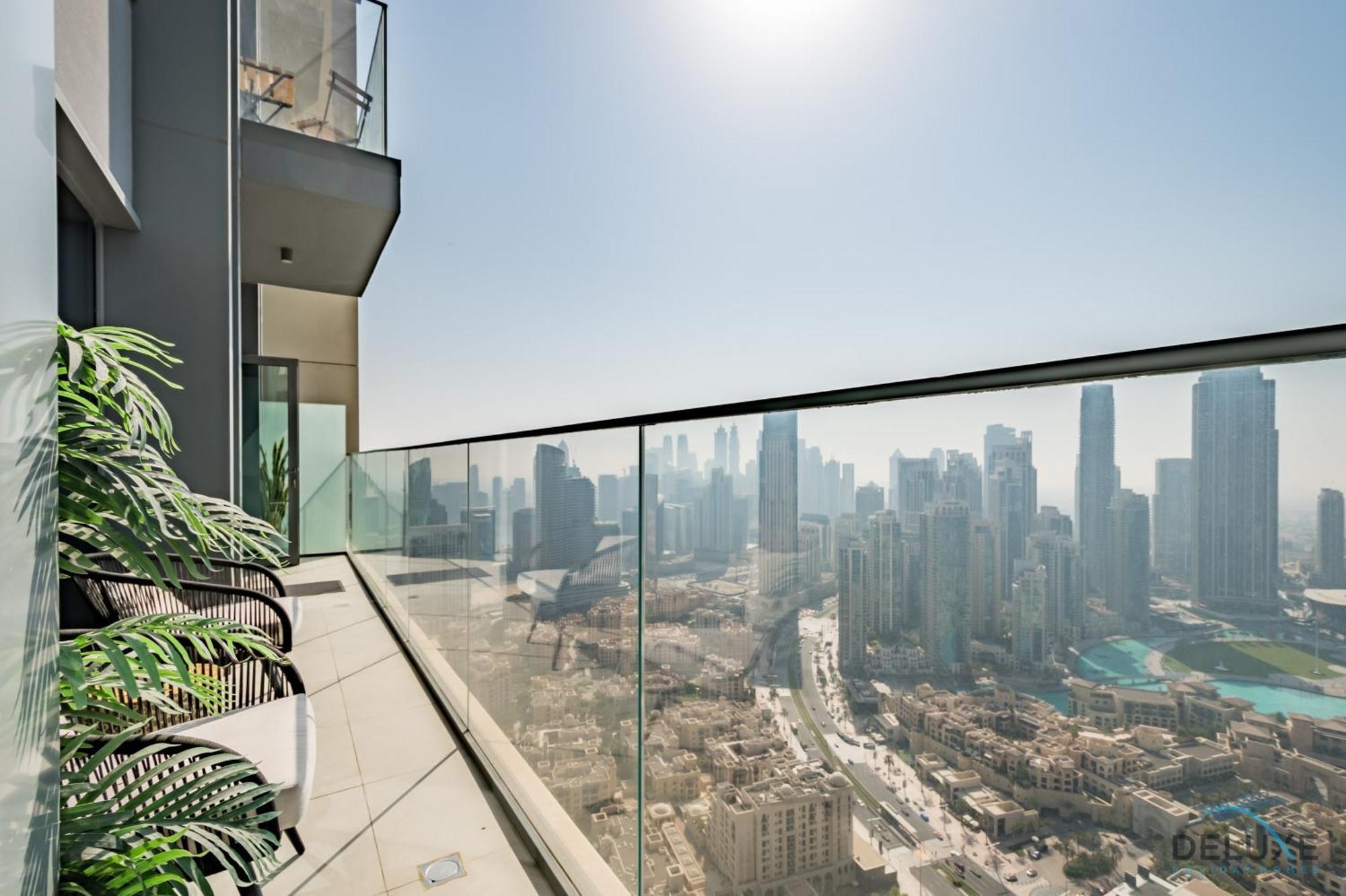 Grand 2br With Burj Khalifa View In Burj Royale, Downtown By Deluxe Homes *