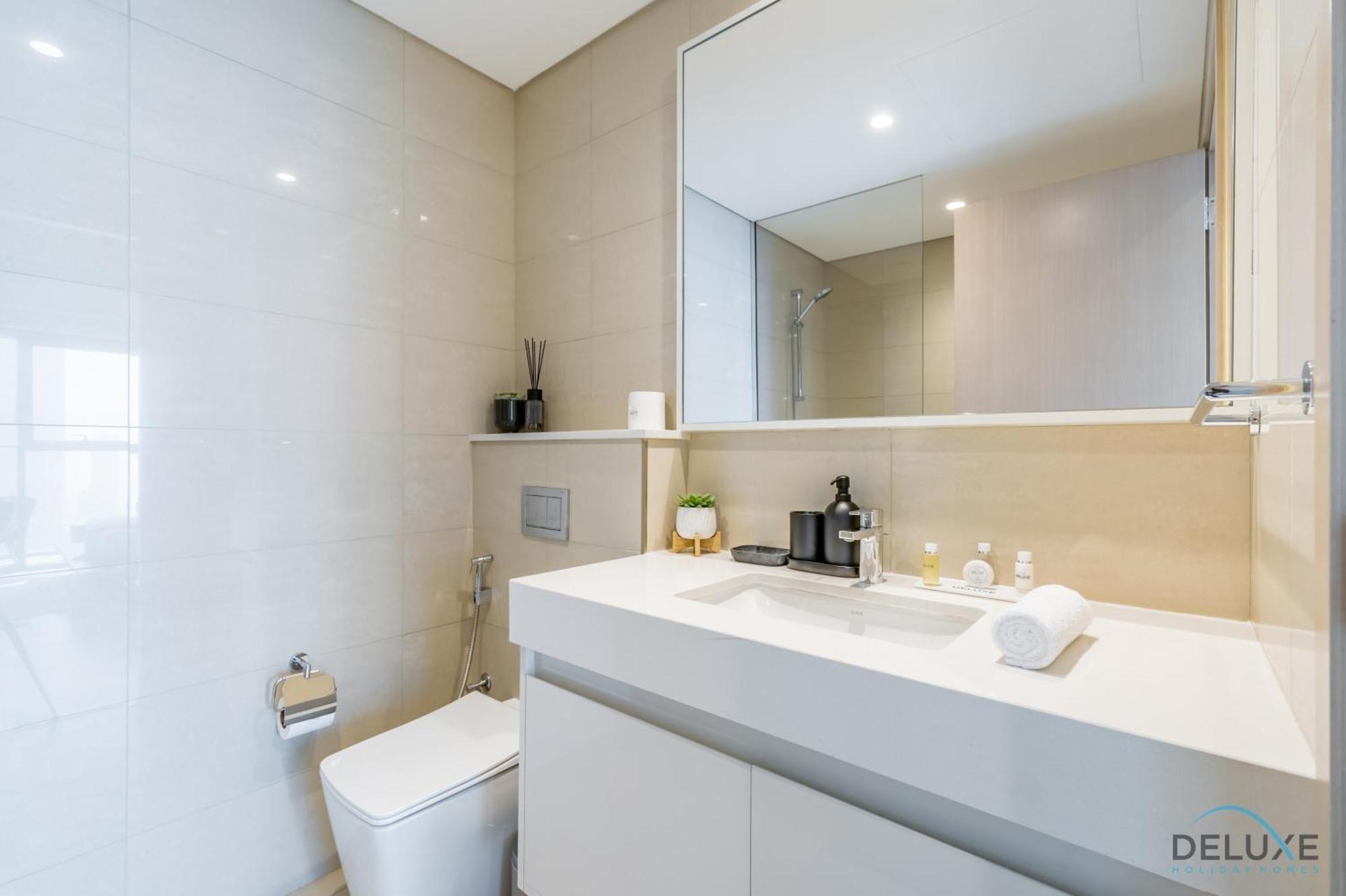 Grand 2br With Burj Khalifa View In Burj Royale, Downtown By Deluxe Homes *