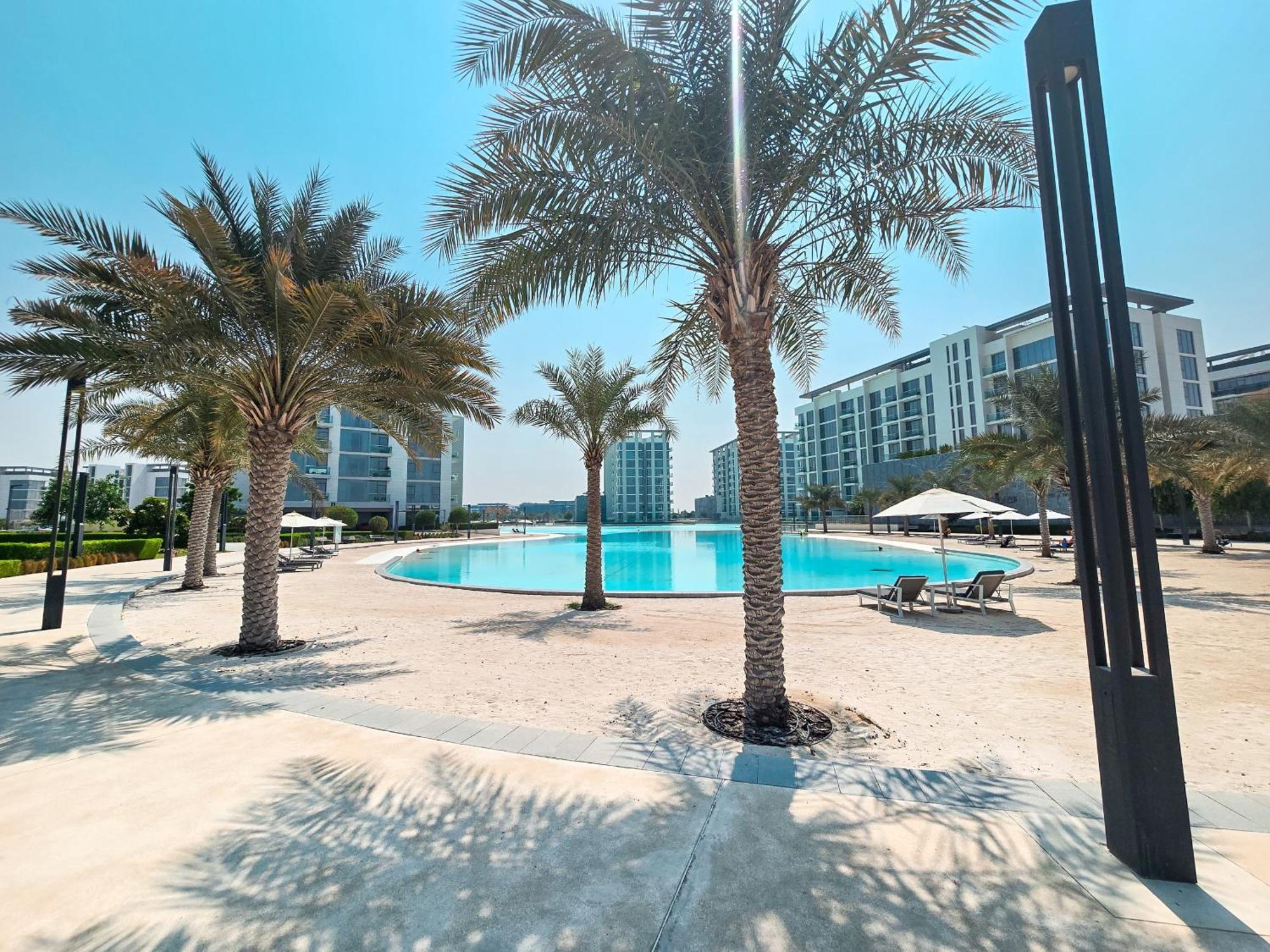 Amazing 2bdr With Lagoon View In District One 13 Al Merkadh Dubai