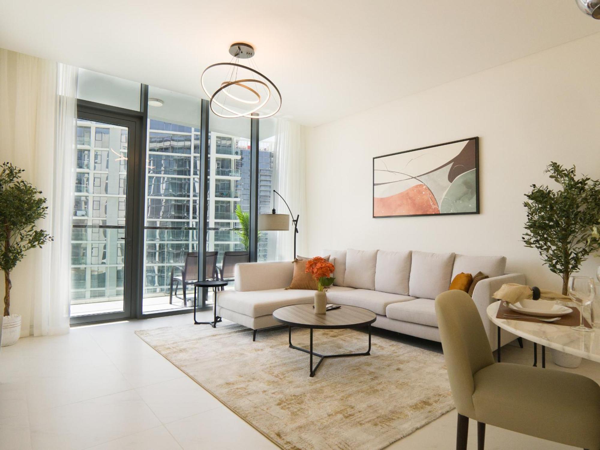Amazing 2bdr With Lagoon View In District One 13 Al Merkadh Apartment