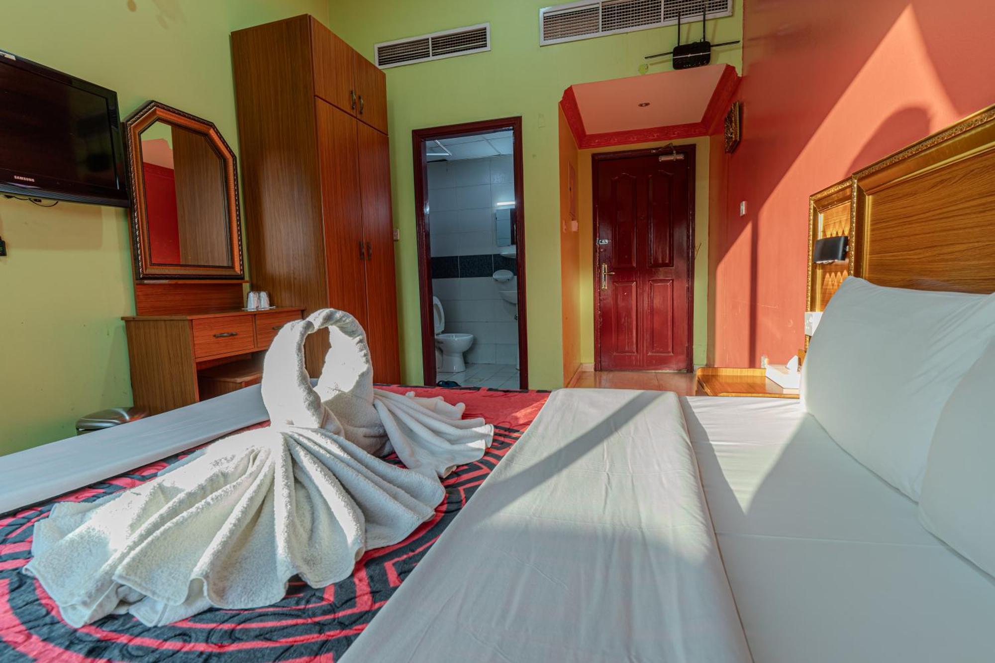 Relax Hotel