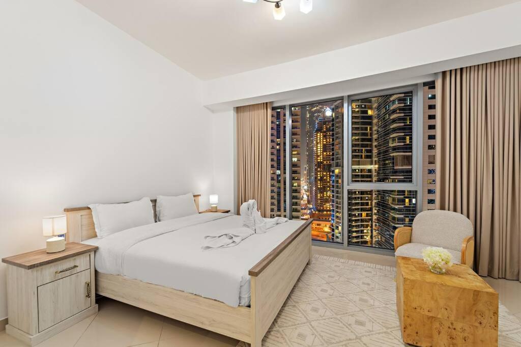 First Class 2br Luxurious Escape Apartment Dubai