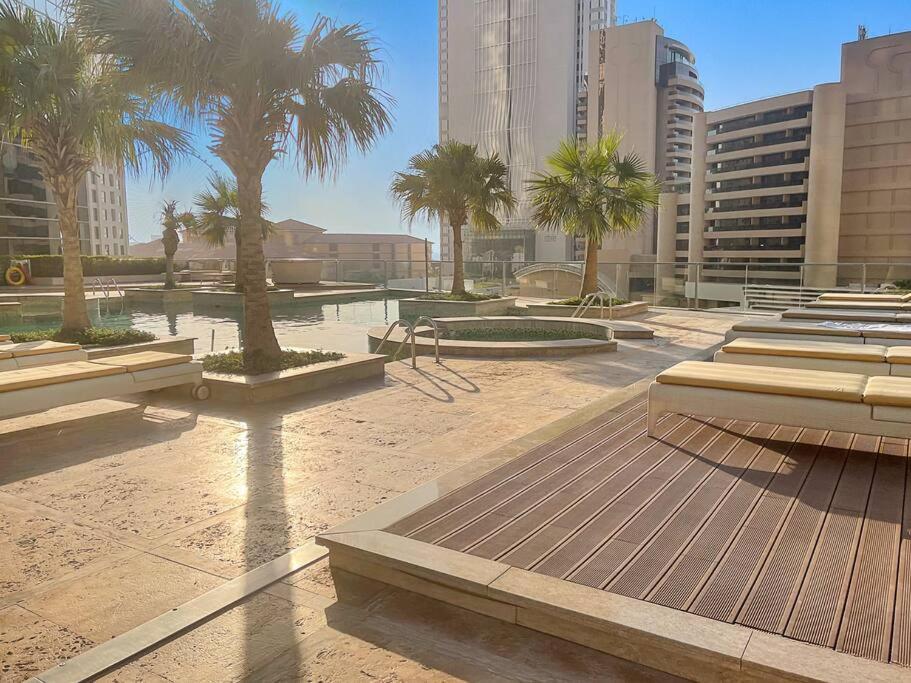 First Class 2br Luxurious Escape Apartment Dubai