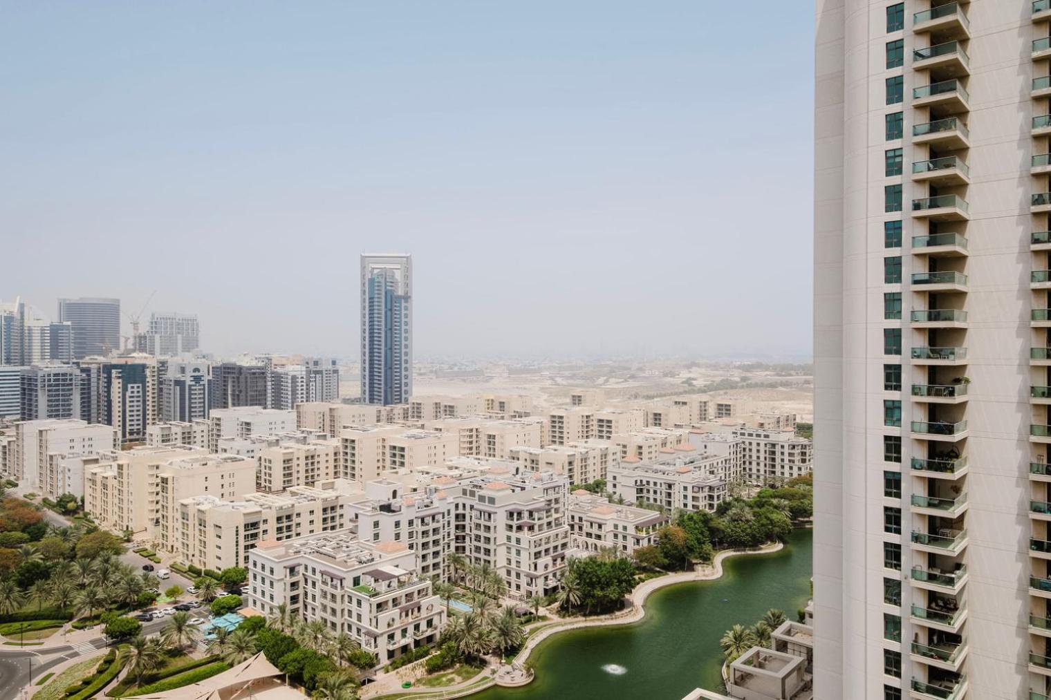 Blueground The Views Canal View Pool Gym Dxb-1549 Apartment Dubai