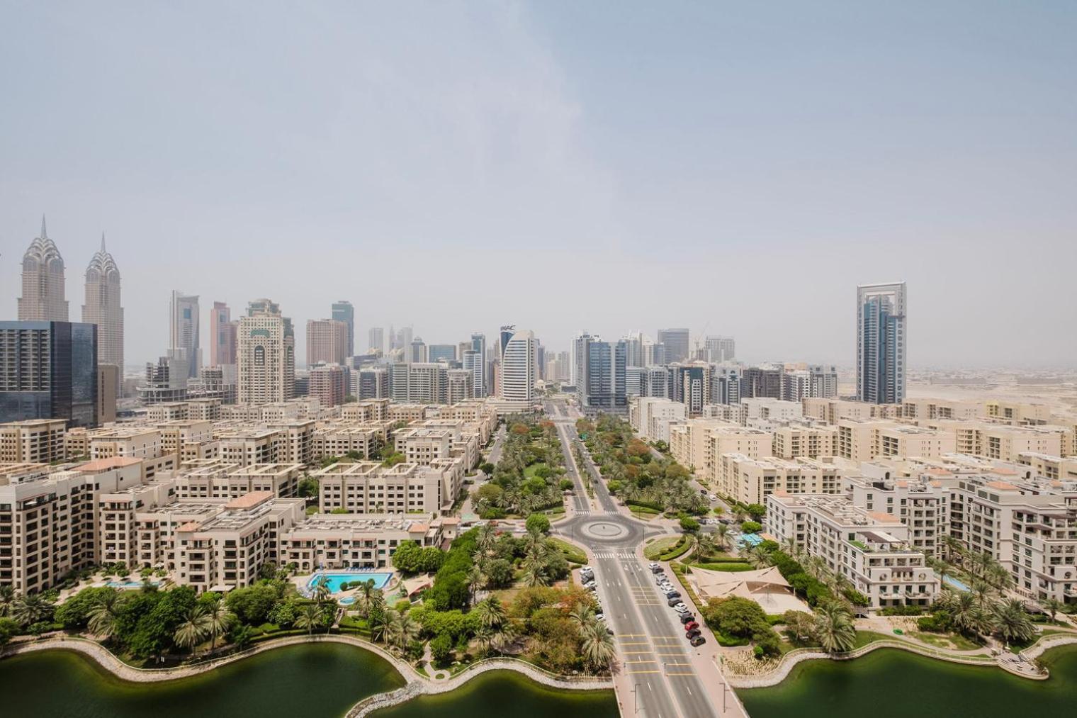 Apartment Blueground The Views Canal View Pool Gym Dxb-1549