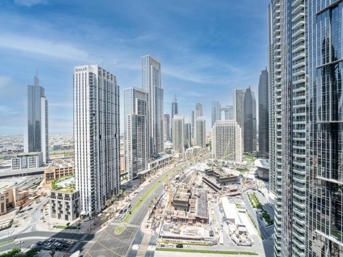 Downtown 2 Bed With Poolside Burj Khalifa View Apartment Dubai