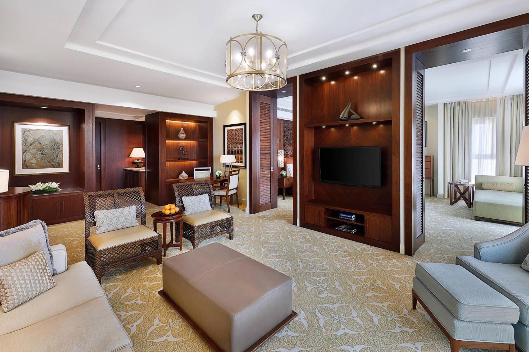 The Ritz-carlton, 5* Dubai