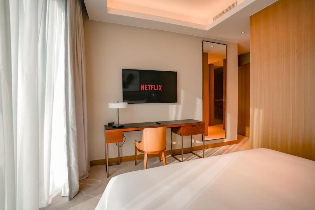 Apartment Address Opera 2br 54th Floor *