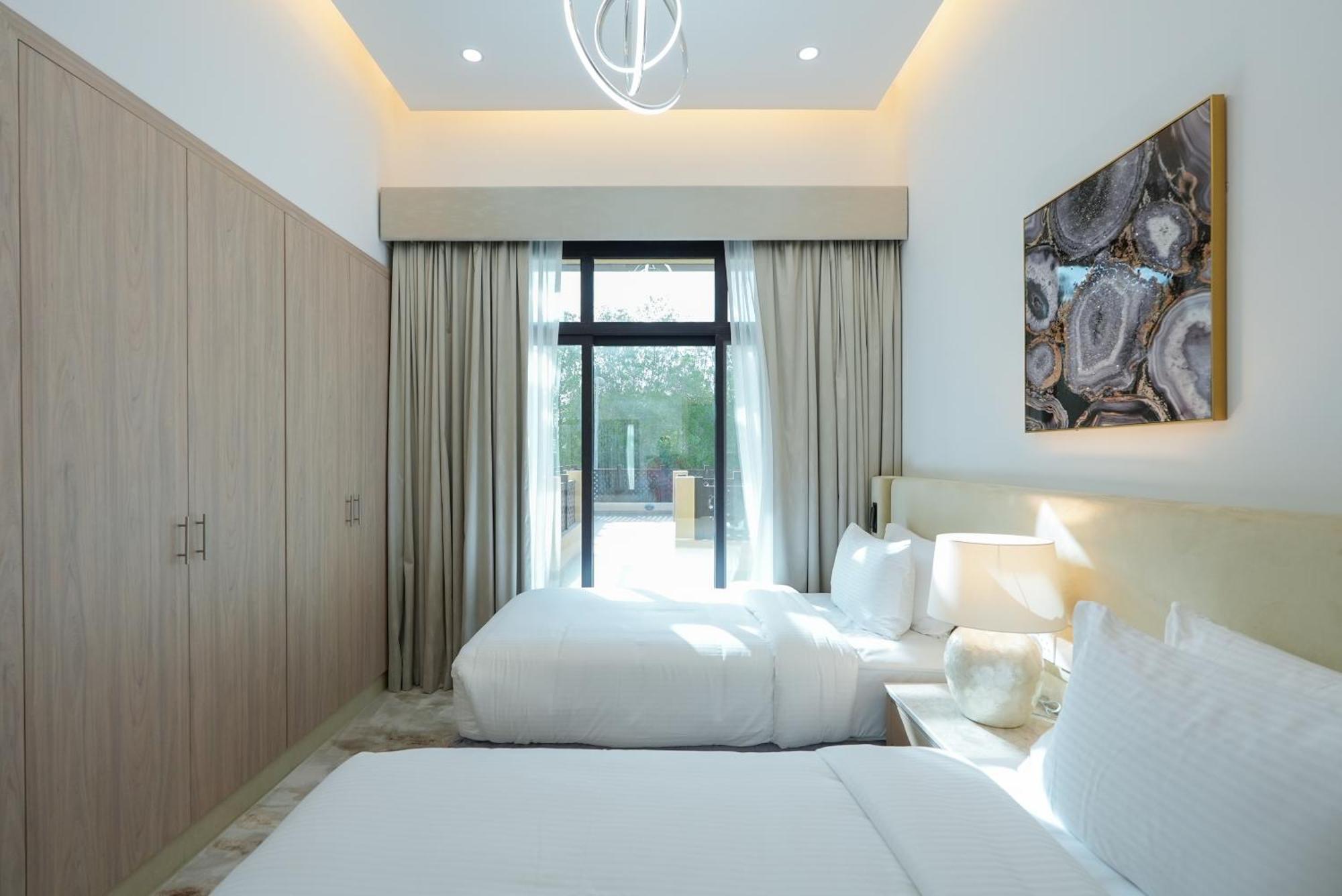 Roda Beach 3* Dubai