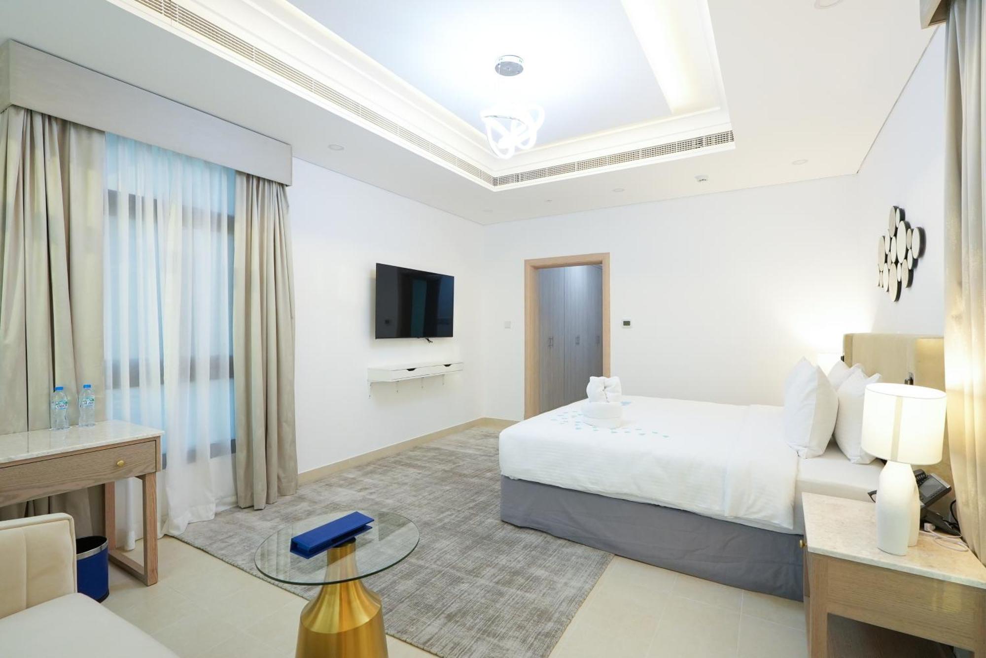 Resort Roda Beach
