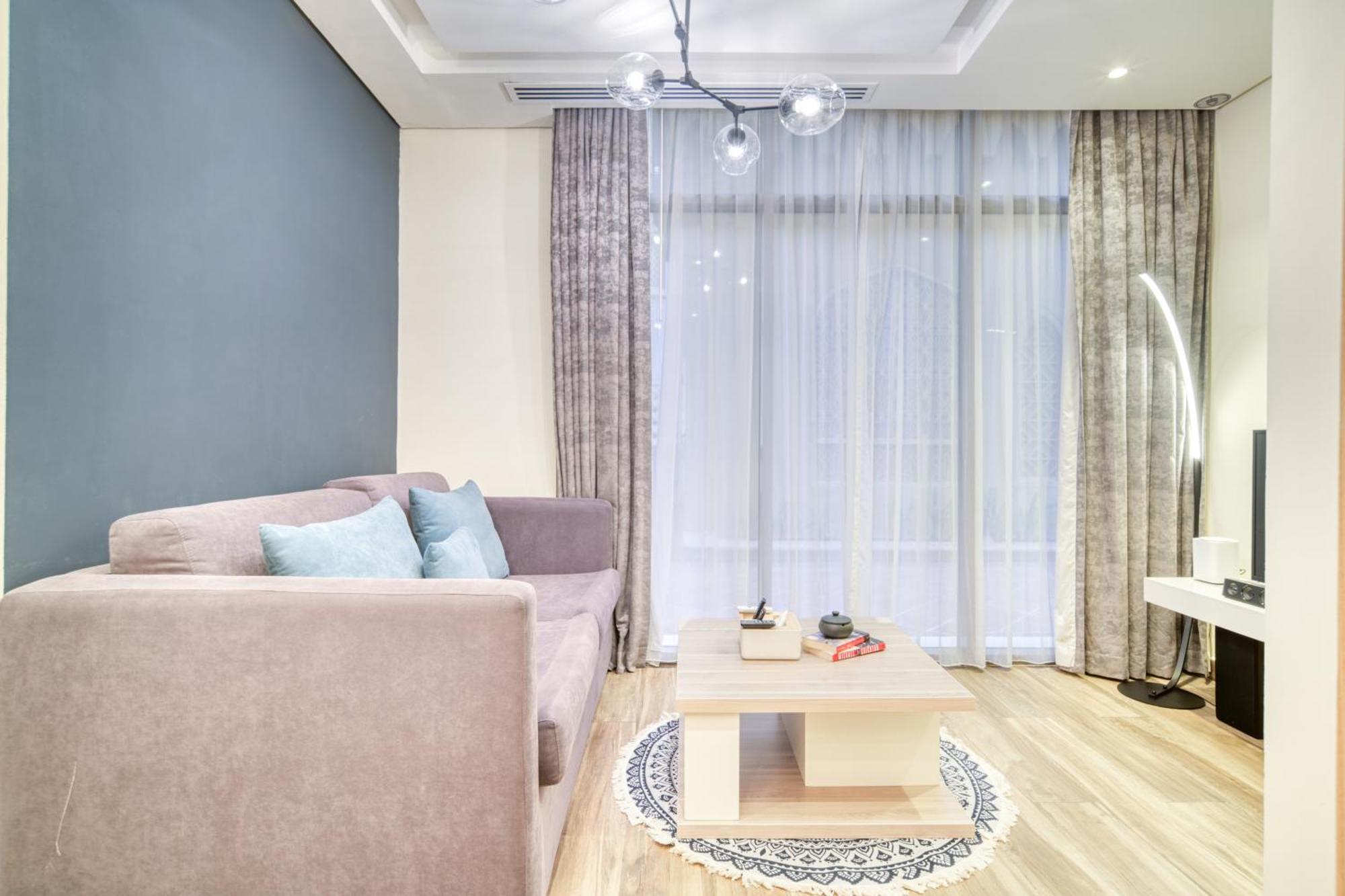 Stylish In Jbr - Access Apartment