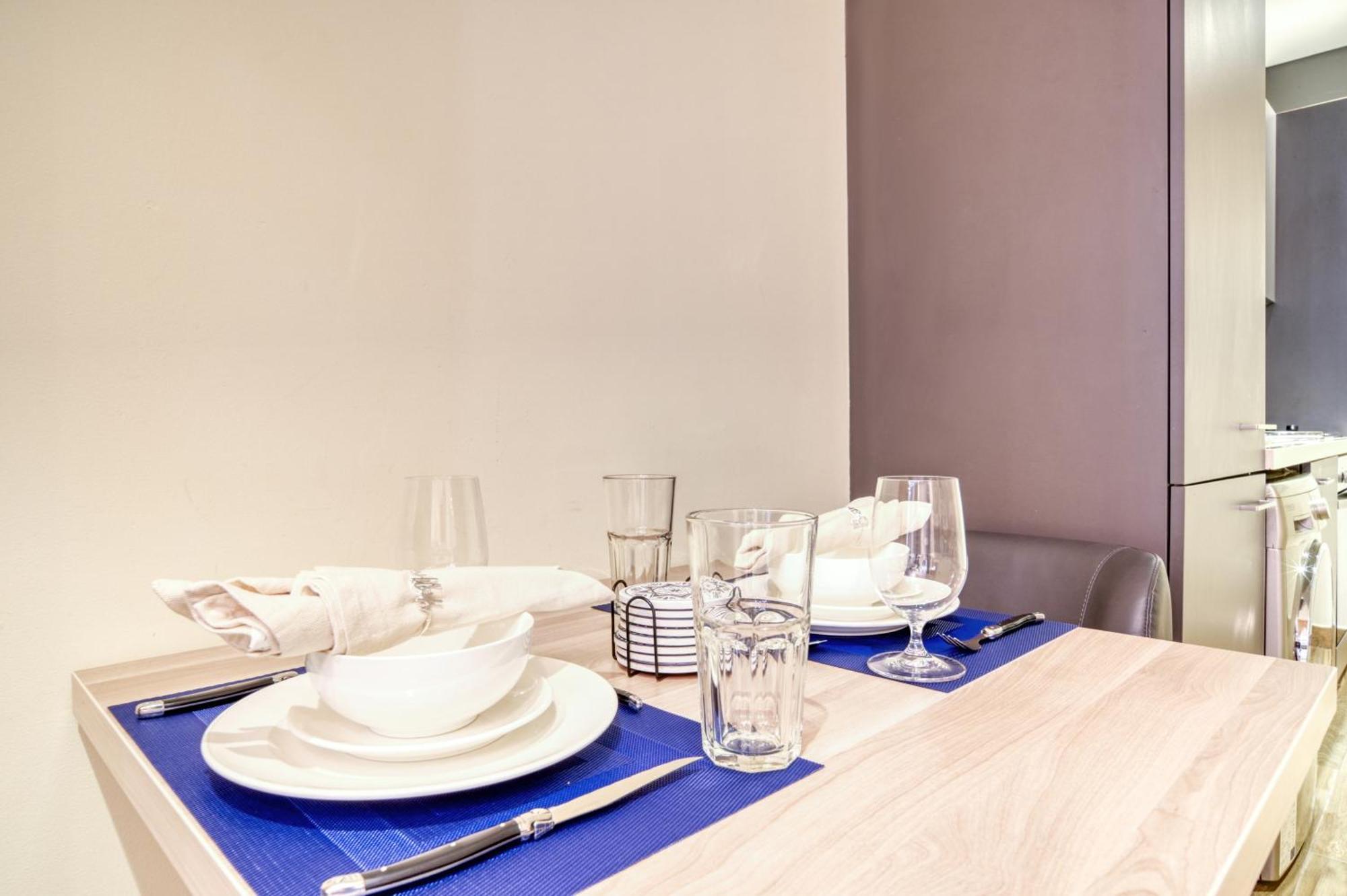 Stylish In Jbr - Access Apartment