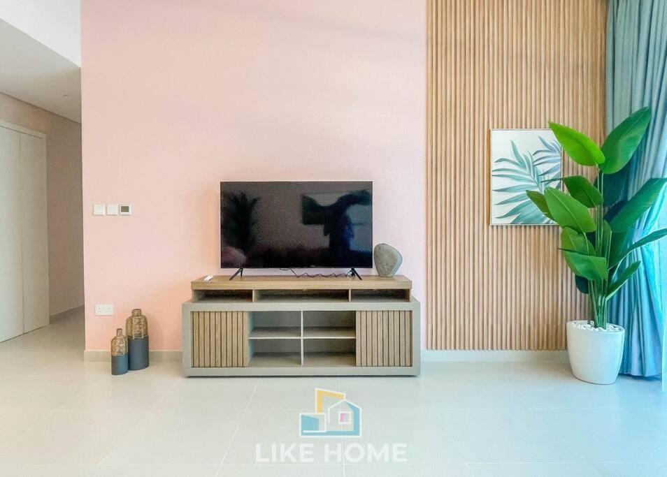 Like - 2804 Relax & Enjoy Your At The Grand Apartment