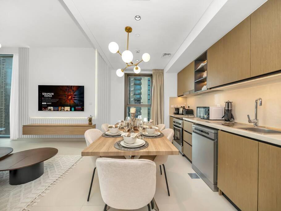 Apartment 2br-fountain & Burj Khalifa View - Near Mall *