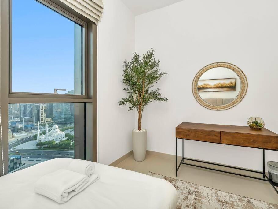 2br-fountain & Burj Khalifa View - Near Mall Apartment