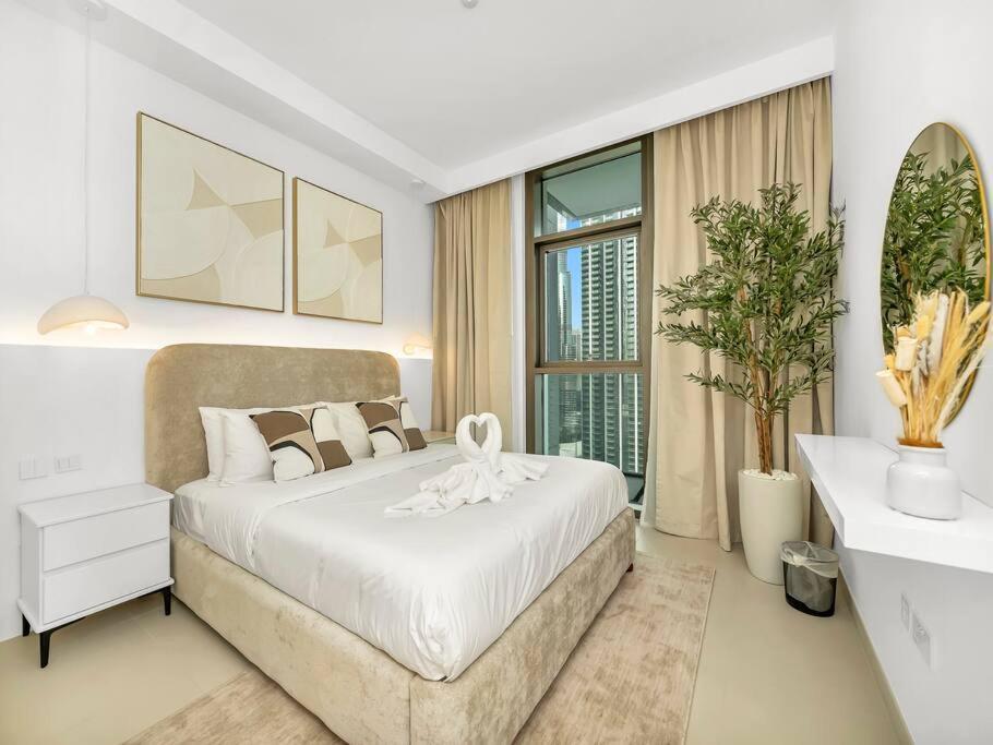 Apartment 2br-fountain & Burj Khalifa View - Near Mall