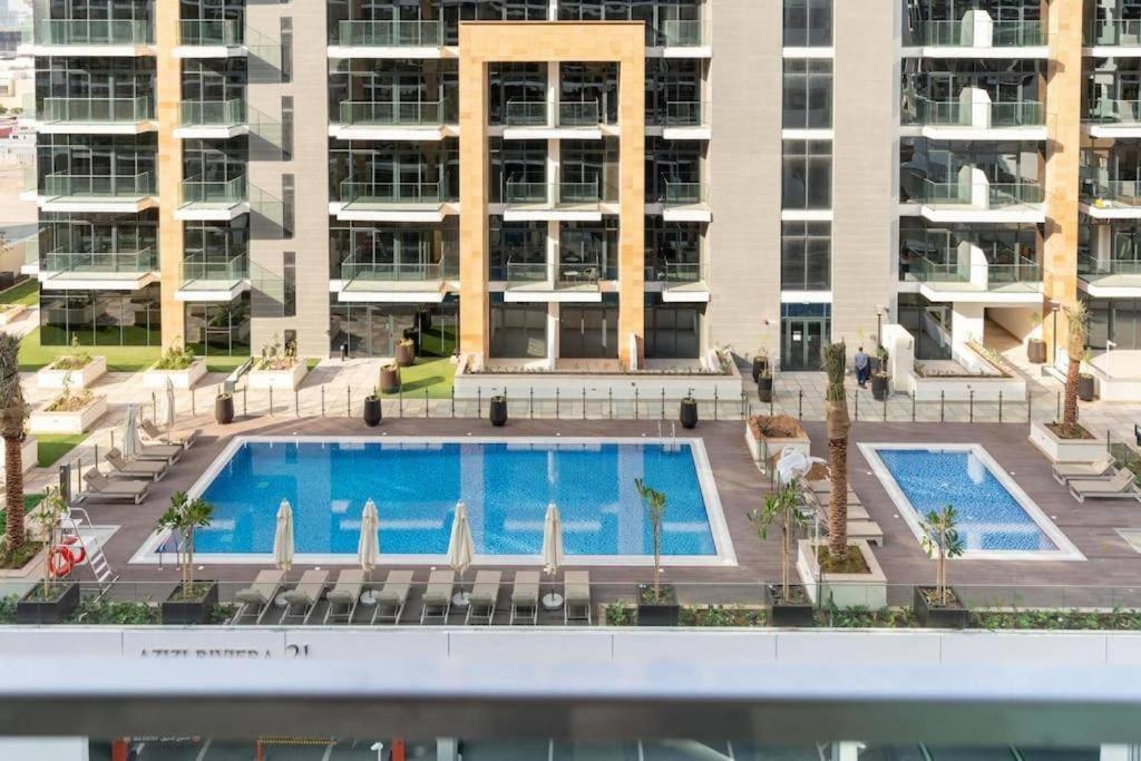 - Azizi Riviera 37 *