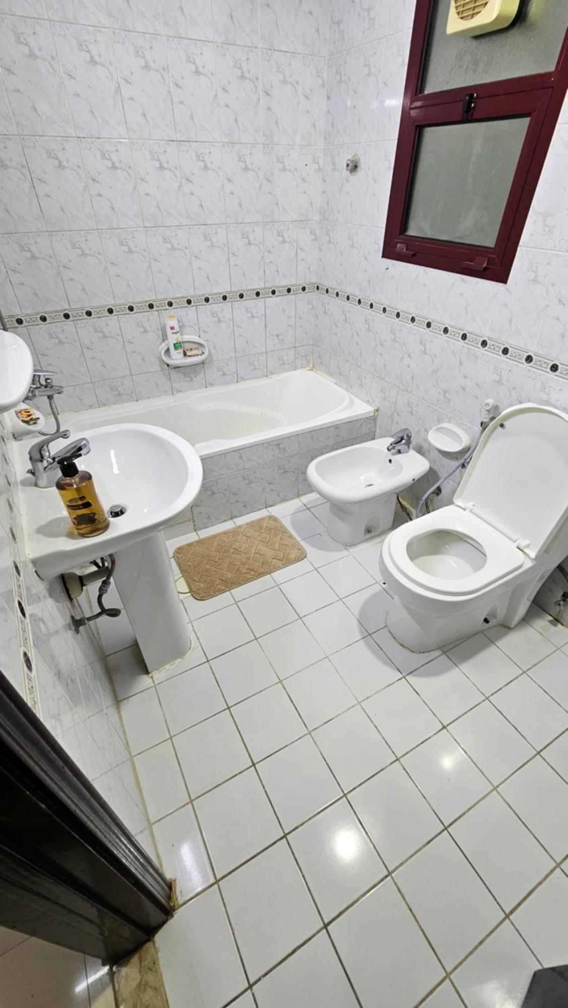 Deluxe Near Airport *