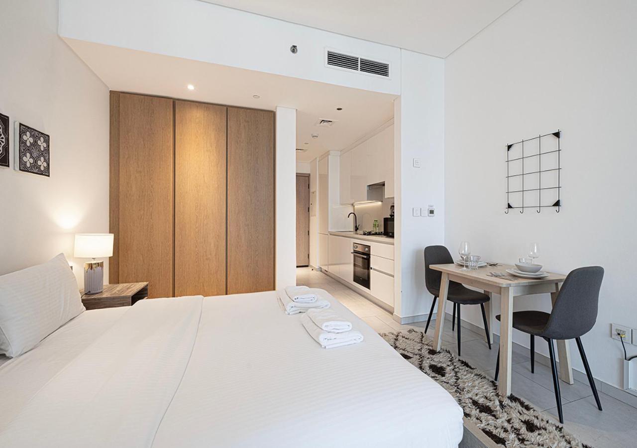 Luxury With Burj Khalifa View - Marquise Square Tower Apartment *