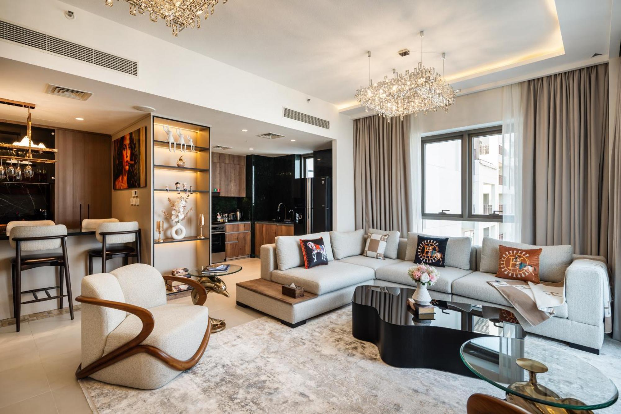 Luxury At Creek Harbour, Bayshore - By Dustay *
