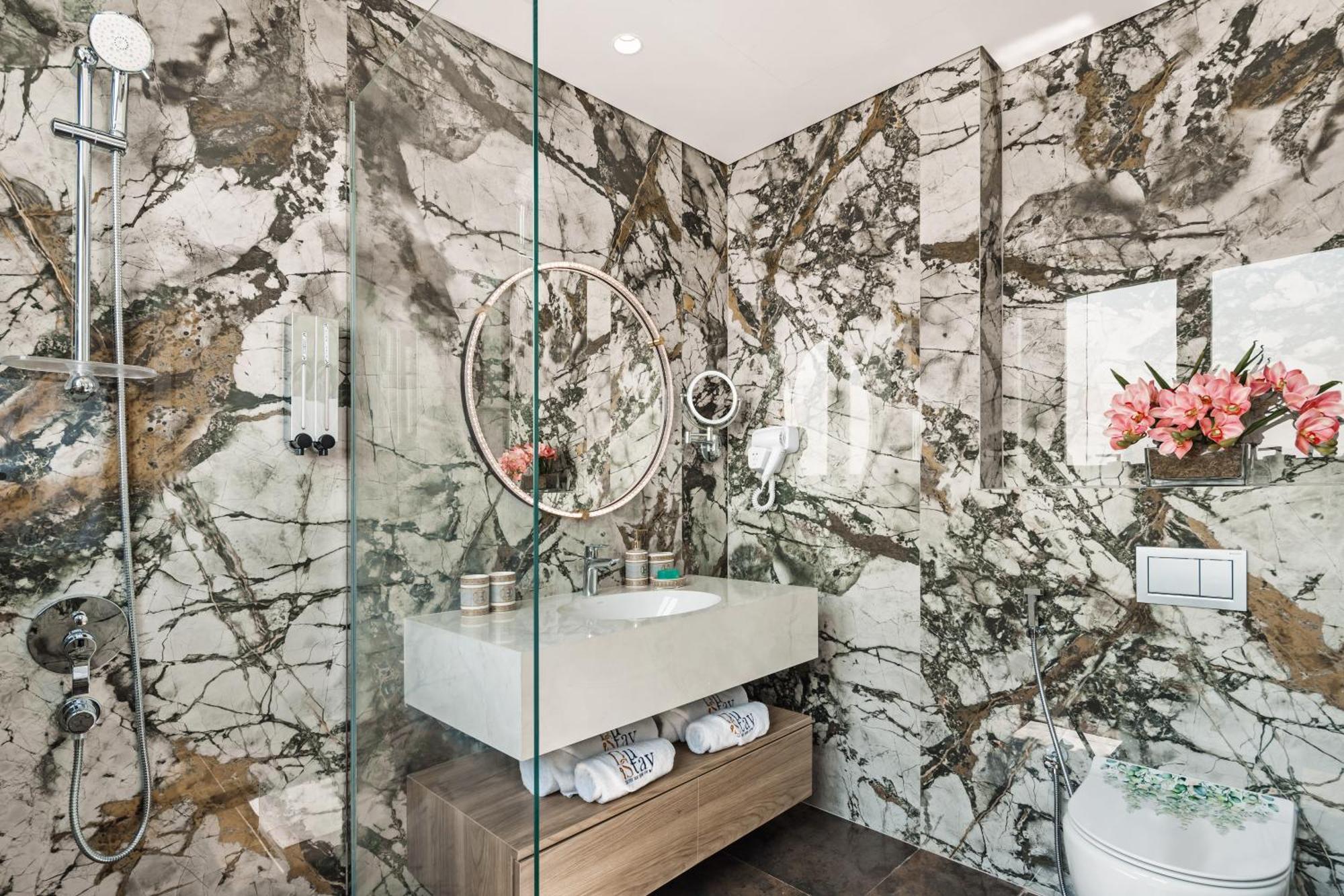 Apartment Luxury At Creek Harbour, Bayshore - By Dustay