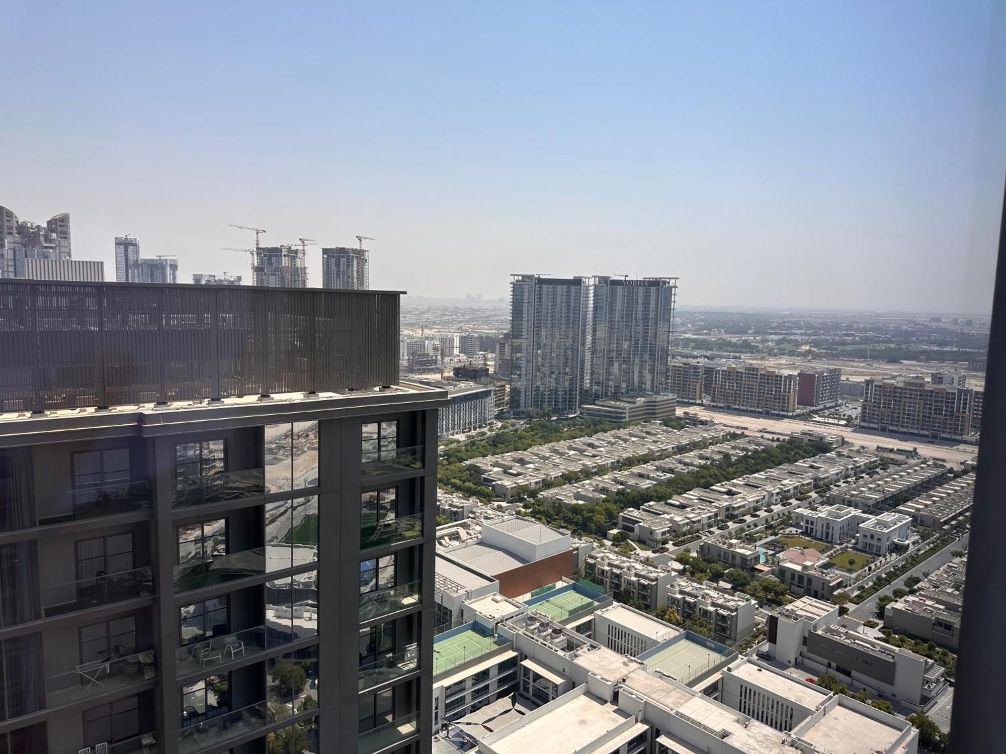 Exquisite And Elegant 2br B3008 Apartment Dubai