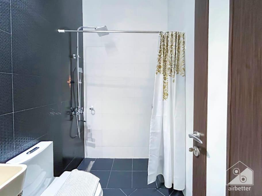 City Serenity Modern Studio With Stunning Views * Dubai