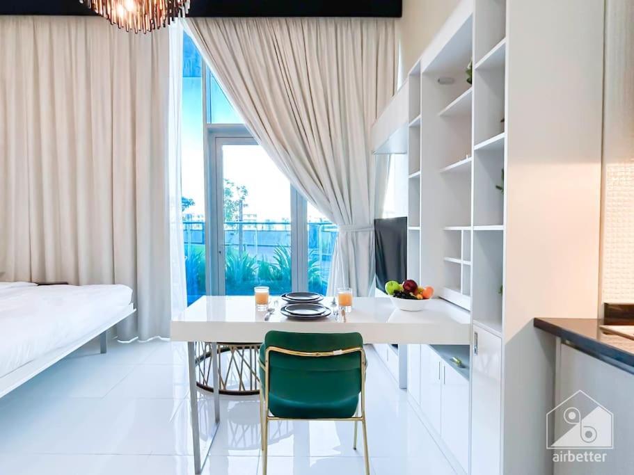 Apartment City Serenity Modern Studio With Stunning Views