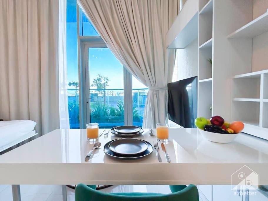 City Serenity Modern Studio With Stunning Views Apartment Dubai