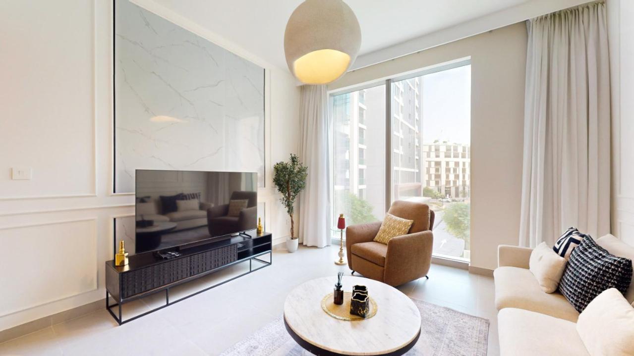 Tower 1 - Elegant Two Bedroom In Downtown Dubai