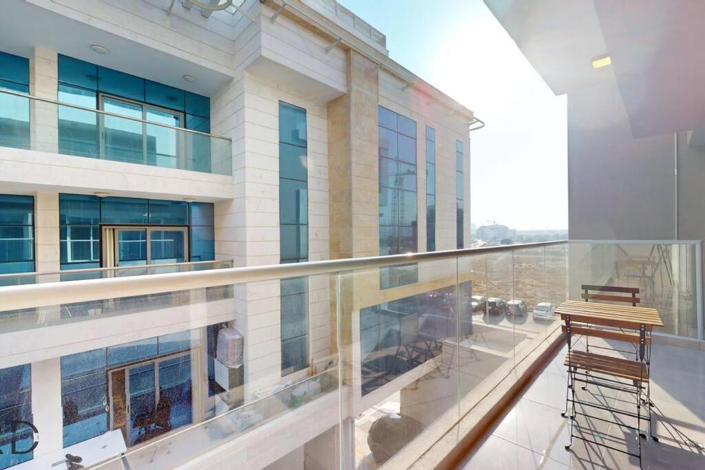 Apartment Serene & Modern 1br Dubai