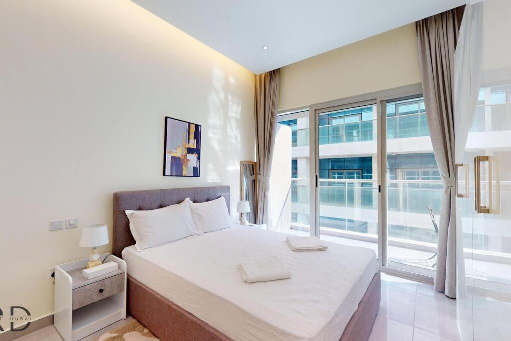 Serene & Modern 1br Apartment Dubai