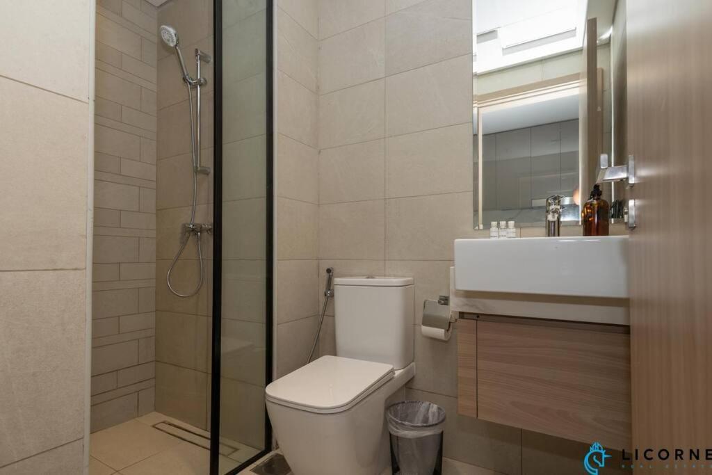 Modern Contemporary In Azizi Riviera Apartment
