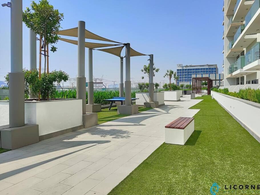 Modern Contemporary In Azizi Riviera
