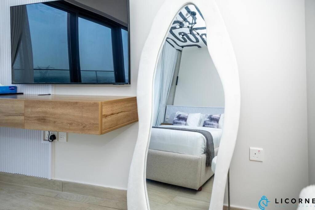 Apartment Modern Contemporary In Azizi Riviera Dubai