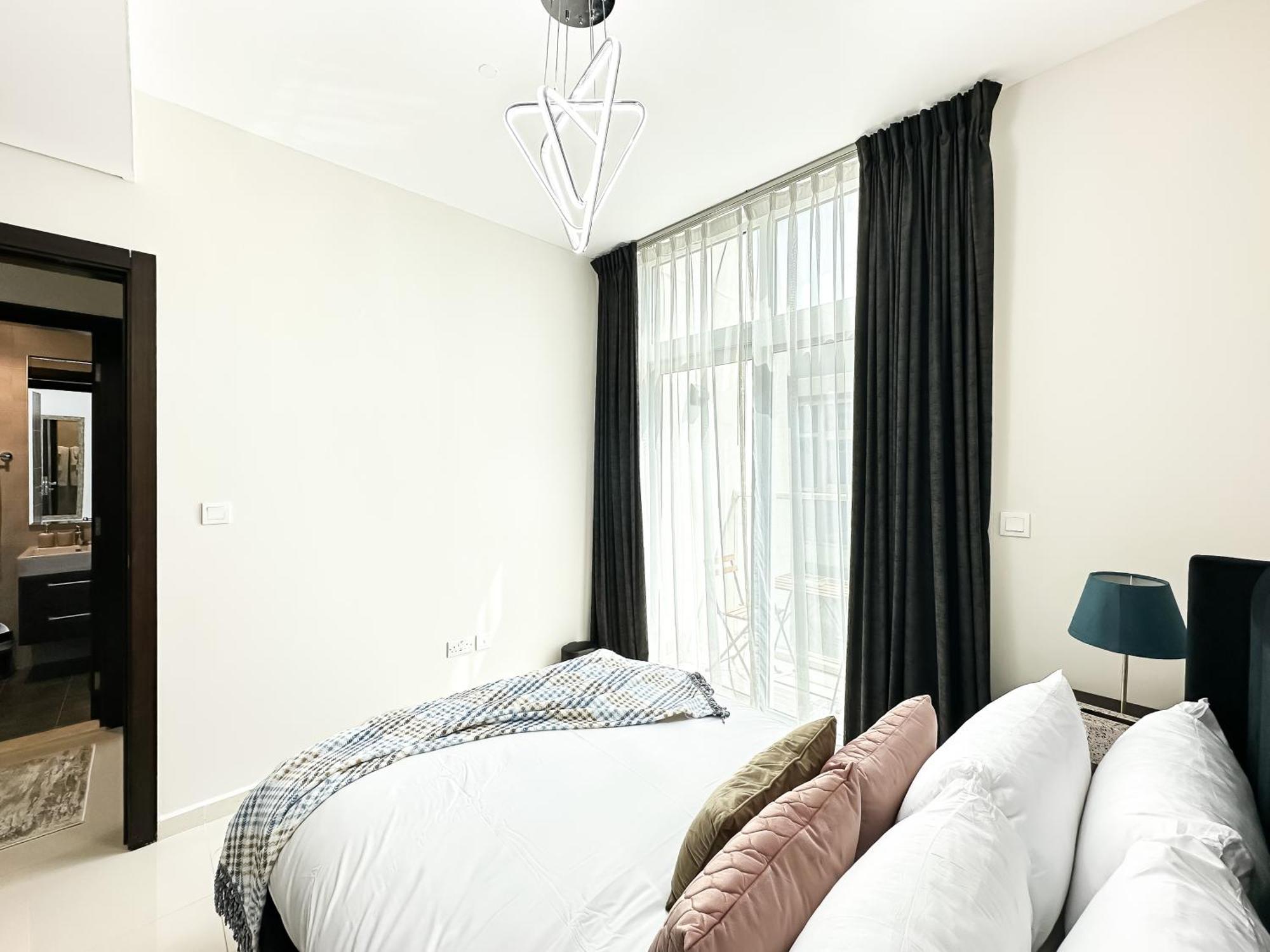 Luxurious 3bdr Serenity Awaits In Damac Hills 2 Apartment *