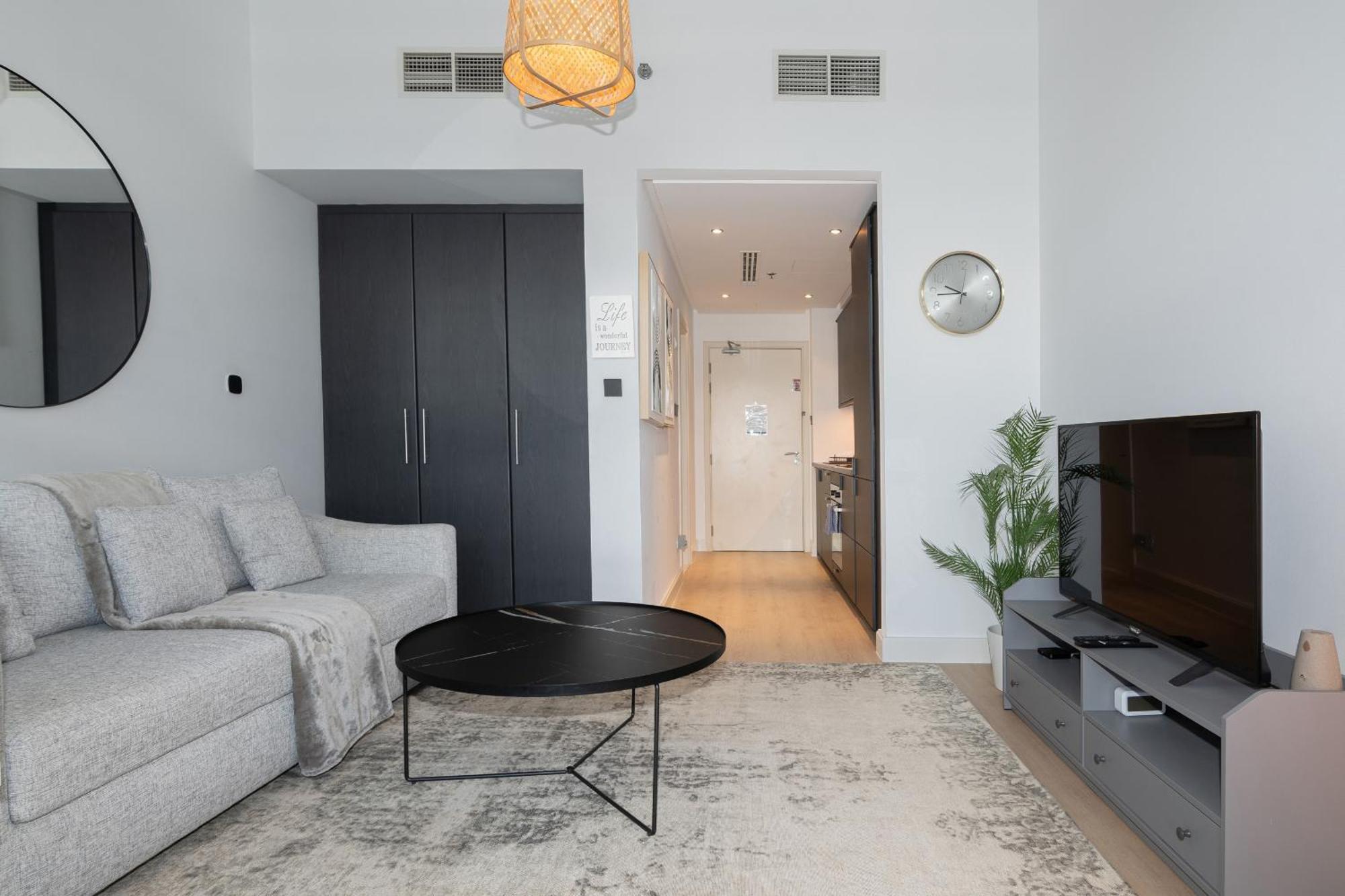 Golf Horizon, Golf Town - - Allsopp & Allsopp *