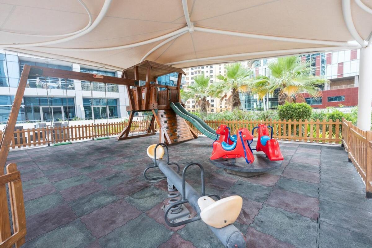 Stylish 1br Urban Living In Marina Apartment Dubai