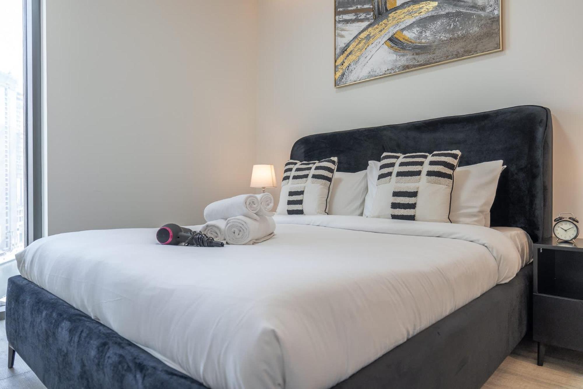 Elegant 1-bedroom Apartment, Near To Burj Khalifa Apartment